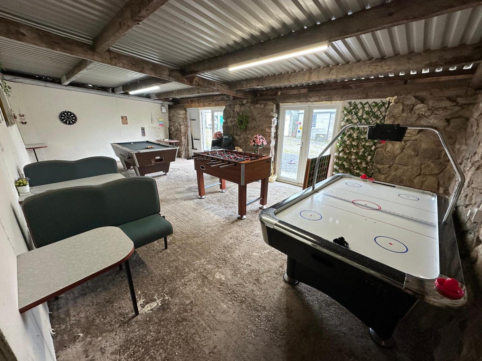 Dwylig Isa Holiday Cottages Rhuddlan المظهر الخارجي الصورة